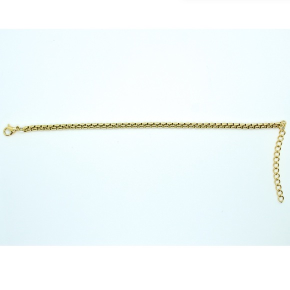 Large Box Chain Bracelet - Picture 3 of 6